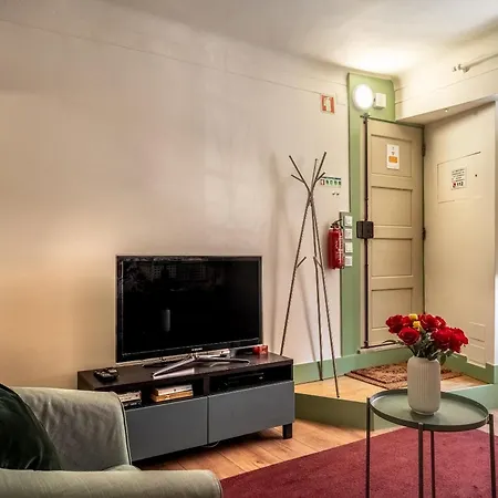 Cozy In Heart Of With Ac By Lisbeyond Appartement Lisboa