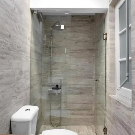 Cozy In Heart Of With Ac By Lisbeyond Lisboa