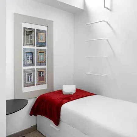 Cozy In Heart Of With Ac! * Lizbona